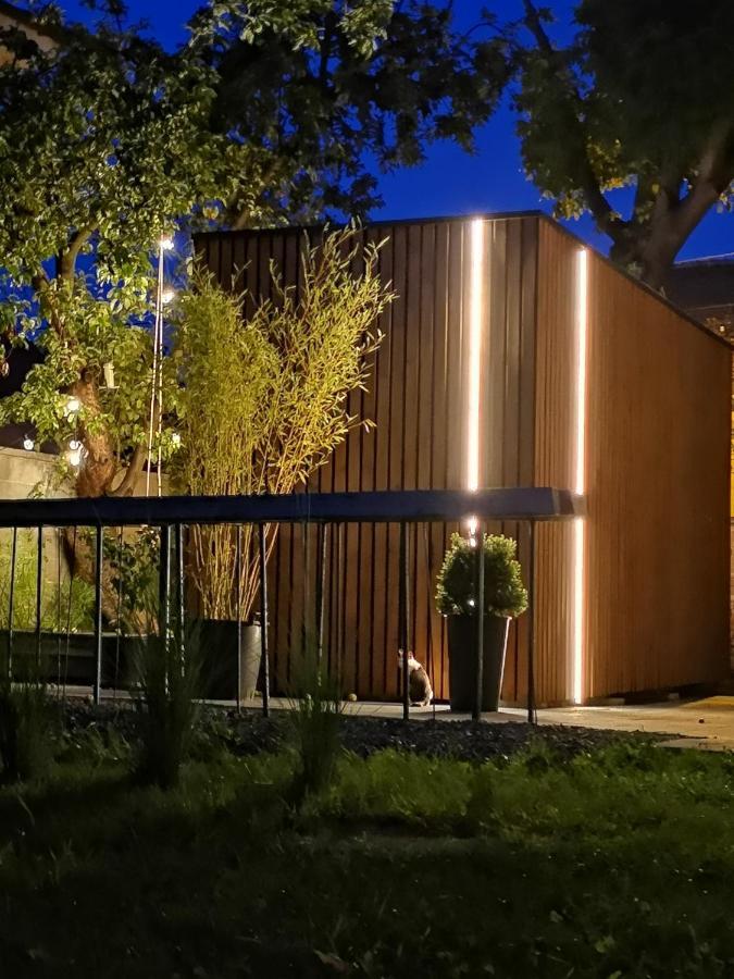 #Outofboxproject Tiny-Home And Garden House ทิมิชัวรา ภายนอก รูปภาพ